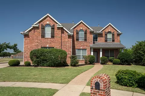 3701 Emerald Park Ct, Corinth, TX 76208