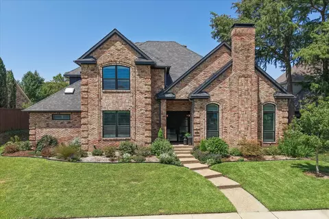 2121 Clearspring Dr S, Irving, TX 75063
