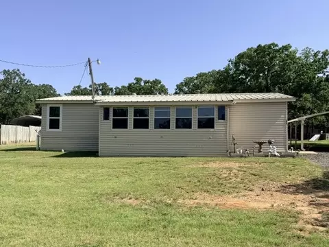 168 Catfish Trl, Bowie, TX 76230