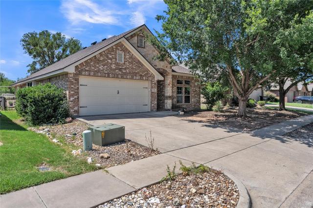 1321 Lauren Ln, Granbury, TX 76048