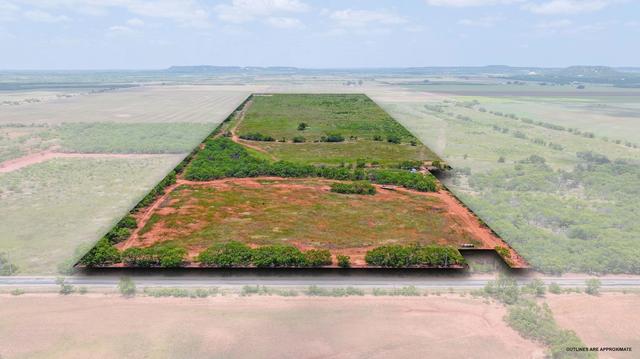 2276 Cr 142, Lawn, TX 79530