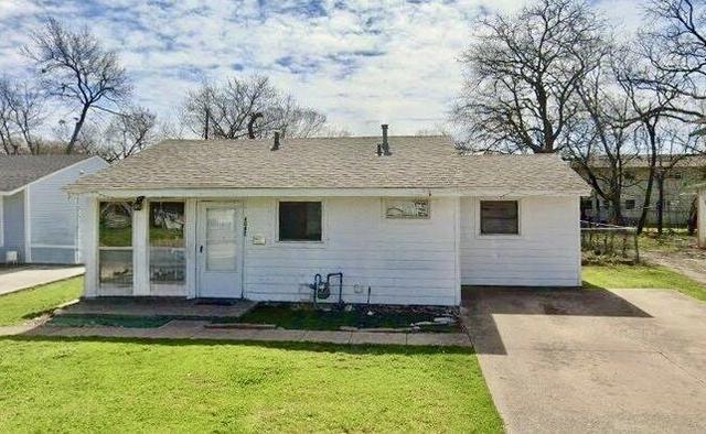 4042 Barksdale Ct, Dallas, TX 75211