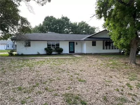 308 N Old Temple Rd, Hewitt, TX 76643