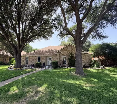 1413 Buena Vista Ave, Garland, TX 75043