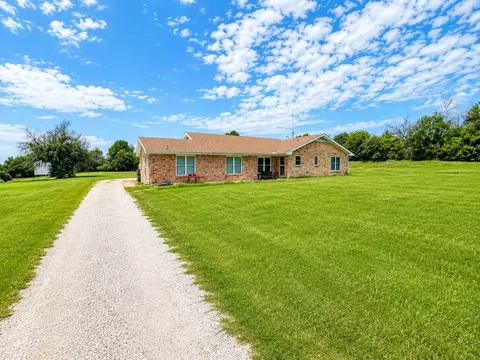 1609 Sweet Springs Rd, Weatherford, TX 76088