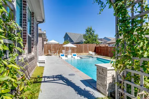 Exterior - 2009 Roundtree Cir E, Aledo, TX 76008 photo 7 of 9