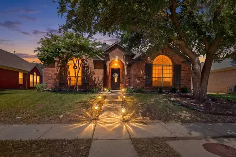 1264 Bedford Ln, Lewisville, TX 75077
