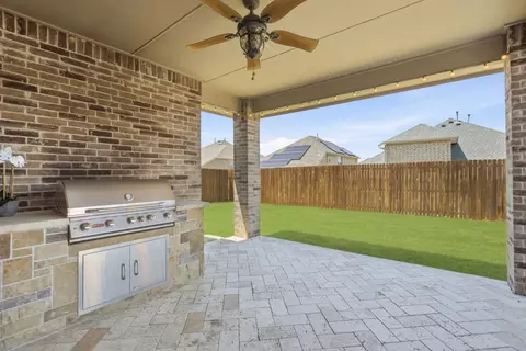2687 Costa Mesa Dr, Little Elm, TX 75068