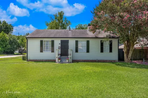 201 Carrollton Ave, Shreveport, LA 71105