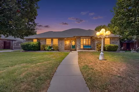 137 Brushy Mound Rd, Burleson, TX 76028