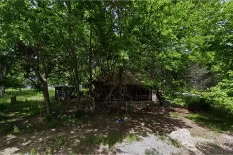101 Munson St, Bells, TX 75414