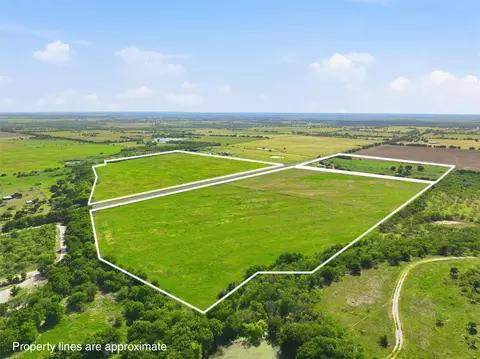 4554 Eddy Gatesville Pkwy # A, Moody, TX 76557