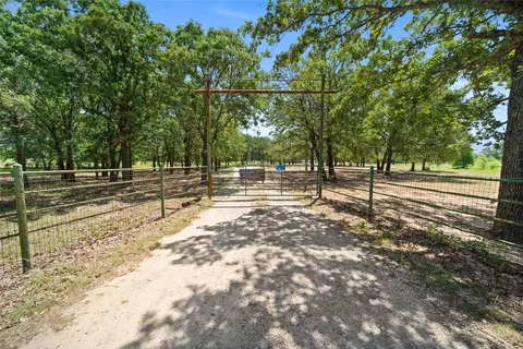 14643 County Road 4060, Scurry, TX 75158