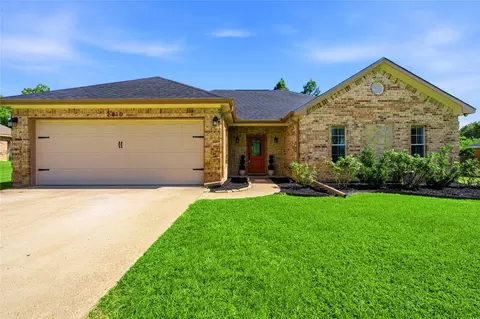 2810 Trey Cir, Athens, TX 75752
