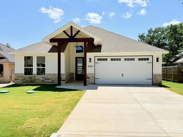 5402 Celina Ct, Granbury, TX 76048