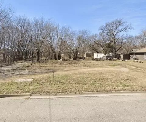 506 N East, Sherman, TX 75090