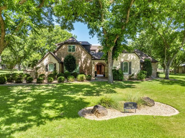 7402 Hanover Ct, Granbury, TX 76049