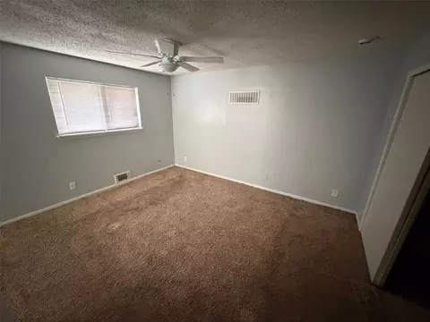 608 Donlee Rd, Lancaster, TX 75134 photo 9