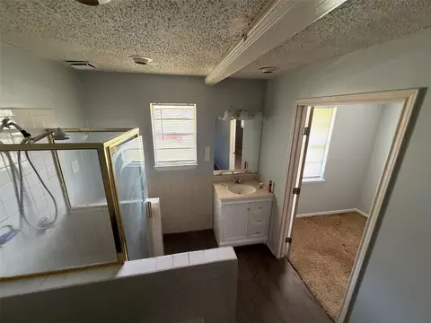 608 Donlee Rd, Lancaster, TX 75134 photo 10