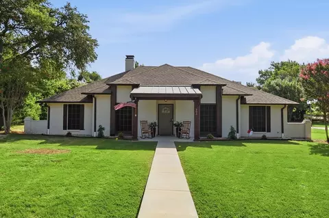 205 N Forest Ln, Double Oak, TX 75077