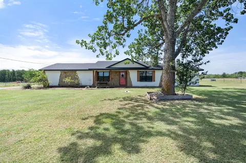 2003 Hamilton Ln, Corsicana, TX 75109