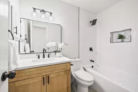 Bath - 4822 Mize Ct, Rowlett, TX 75088 photo 3 of 3