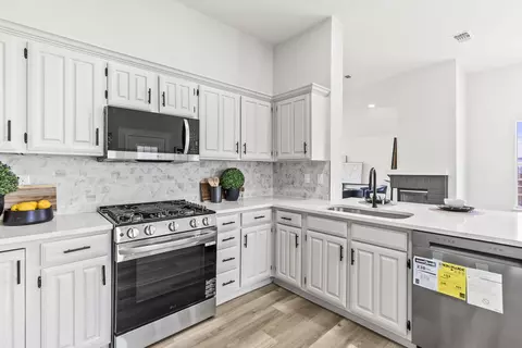 Kitchen - 4822 Mize Ct, Rowlett, TX 75088 photo 3 of 3