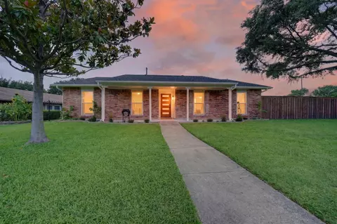 4333 Woodbluff Dr, Mesquite, TX 75150