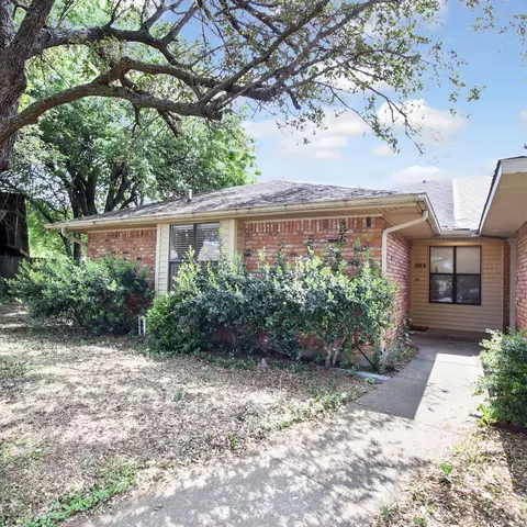 504 Sierra Dr, Desoto, TX 75115
