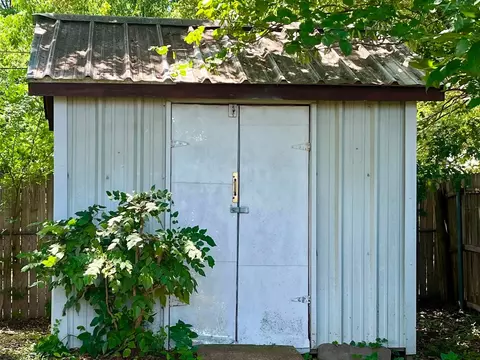 723 Walnut St, Duncanville, TX 75116