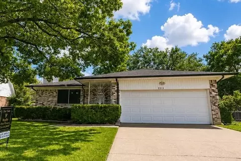723 Walnut St, Duncanville, TX 75116