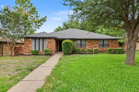1528 Copper Creek Dr, Plano, TX 75075