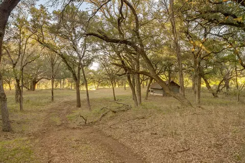 51 Cattle Trail Trl, Palo Pinto, TX 76484