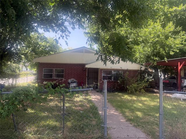 900 Dearborn, Waco, TX 76704