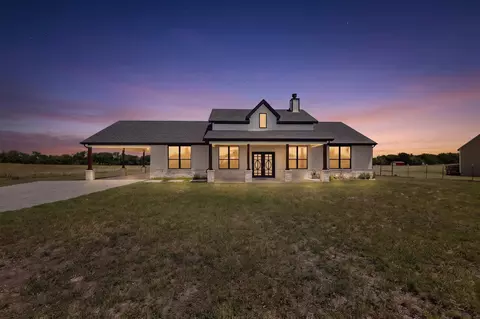 204 County Road 1001, Greenville, TX 75401