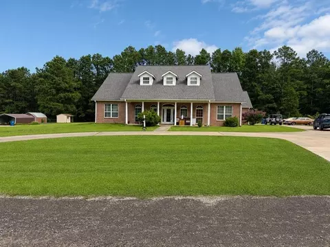 375 Roma Rd, Waskom, TX 75692