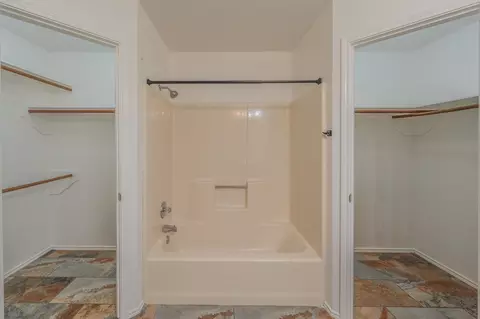 700 Mann Ct, Cleburne, TX 76033 photo 9