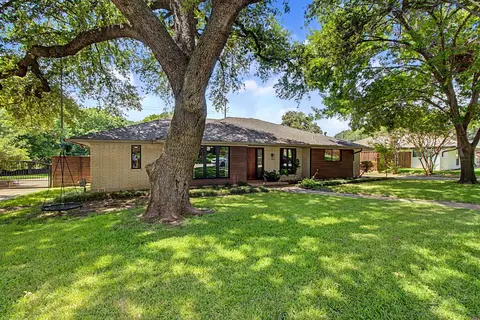 9357 Creel Creek Dr, Dallas, TX 75228