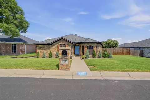 405 Deauville Dr, Fort Worth, TX 76108