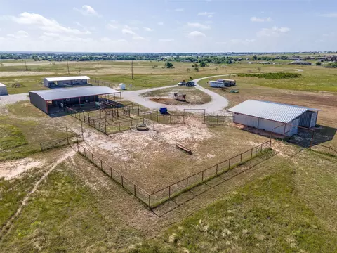6825 Fm 920, Weatherford, TX 76088