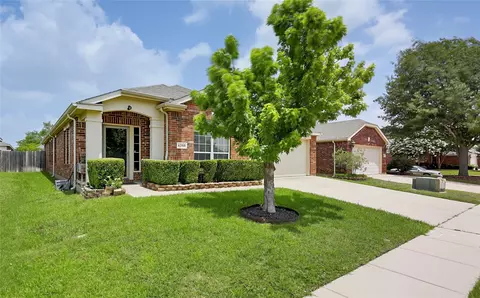 6260 Granite Creek Dr, Fort Worth, TX 76179