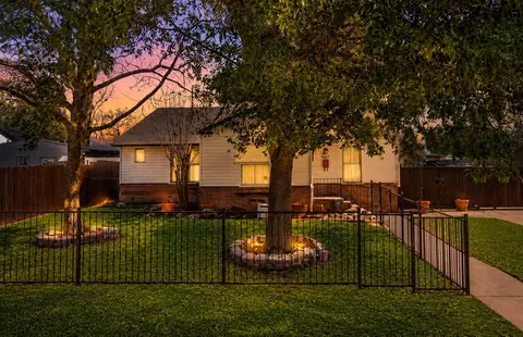 4807 Penrose Ave, Fort Worth, TX 76116