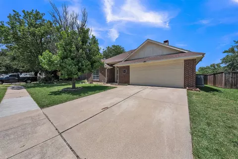 1409 Prentice St, Arlington, TX 76018