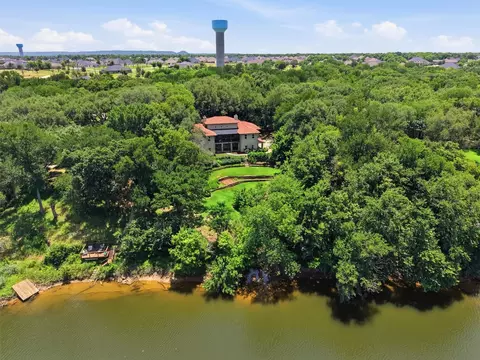 6710 Westover Dr, Granbury, TX 76049