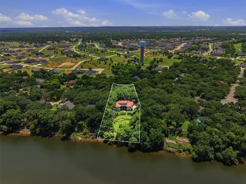 6710 Westover Dr, Granbury, TX 76049