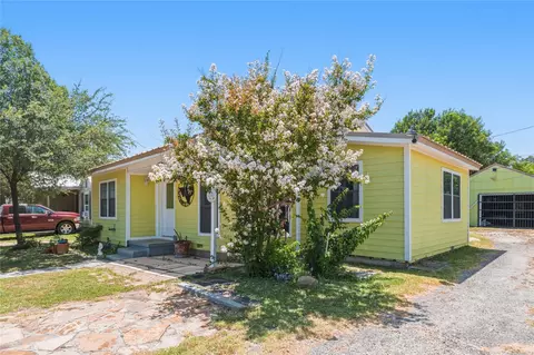 1015 San Benito Dr, Brownwood, TX 76801