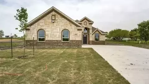 8008 County Road 1058, Rice, TX 75155