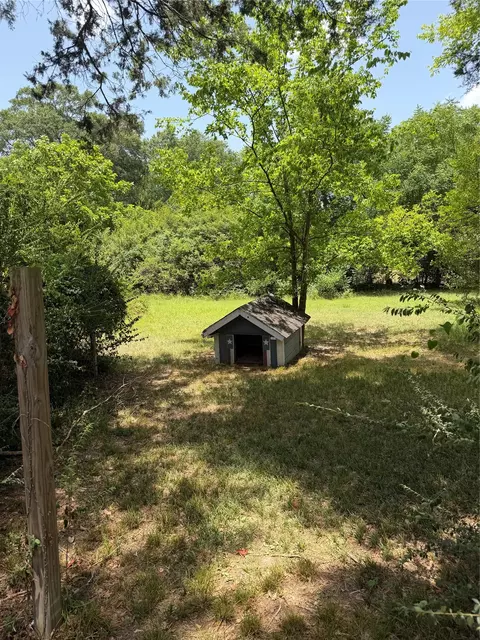 Exterior - 305 E Pliler Precise Rd, Longview, TX 75605 photo 3 of 6