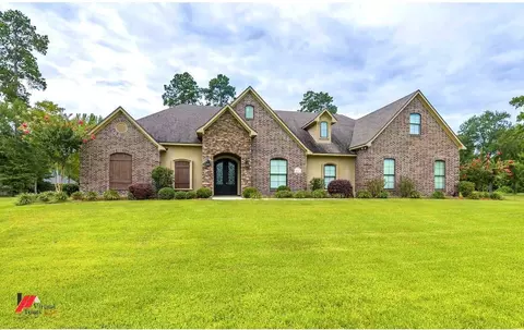5321 Mirabeau Cir, Keithville, LA 71047