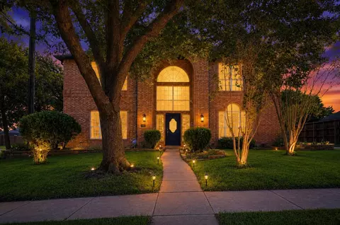501 Halifax Ln, Coppell, TX 75019